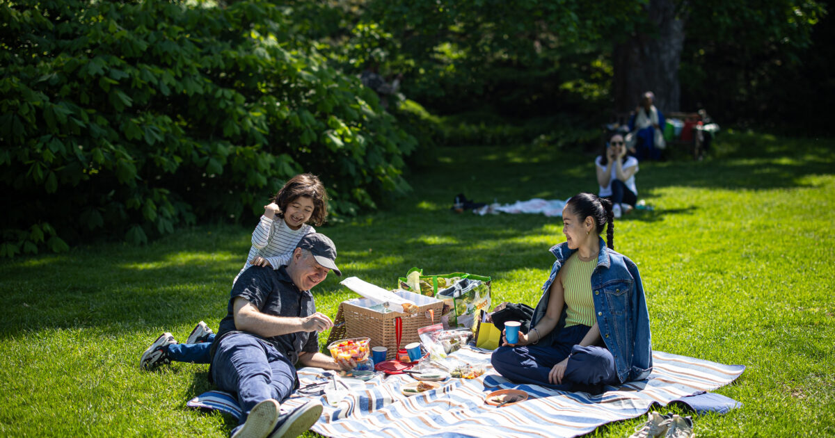 Mother's Day Picnic - Wave Hill