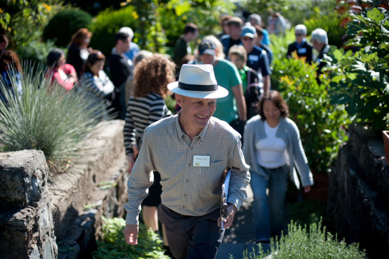 Spring Garden Walks at Wave Hill credit Joshua Bright