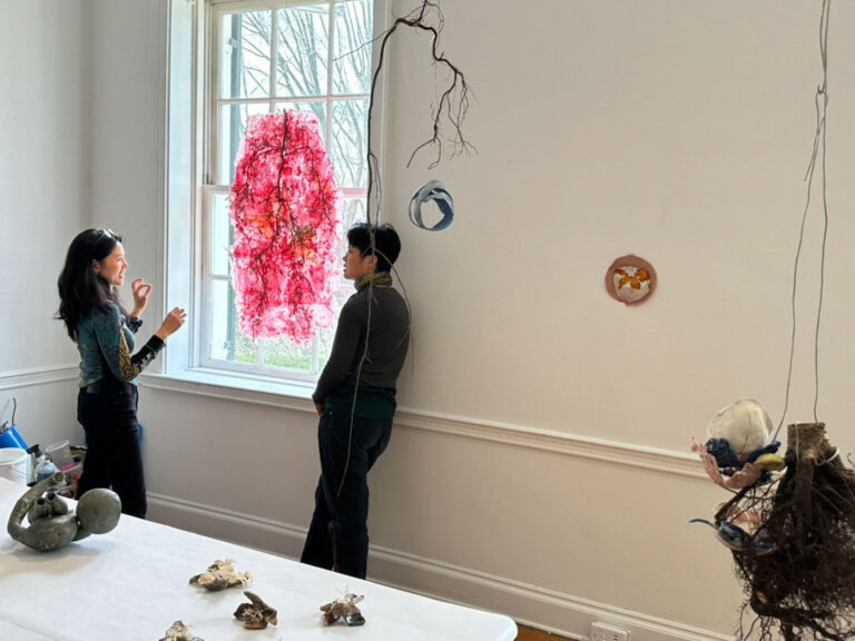 1 AD040 DB C420 4 B19 A49 F DC843 ECBED50 1 105 c