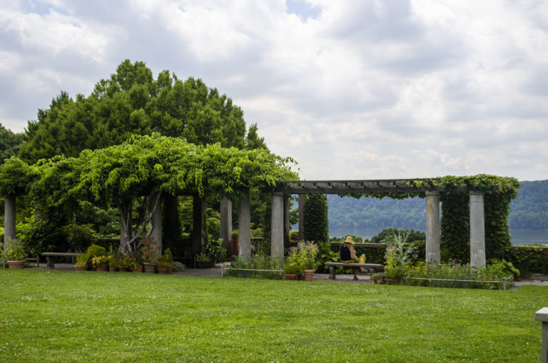 Gardens pergola Wave Hill 69