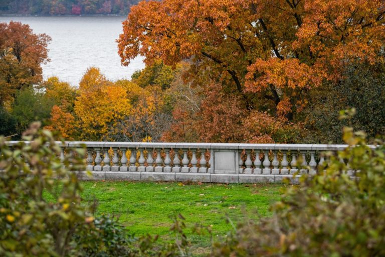 Wave hill fall foliage accessible views from the garden credit joshua bright 2209 md