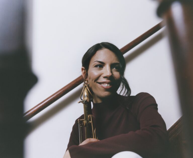 Melissa Aldana retouched 6