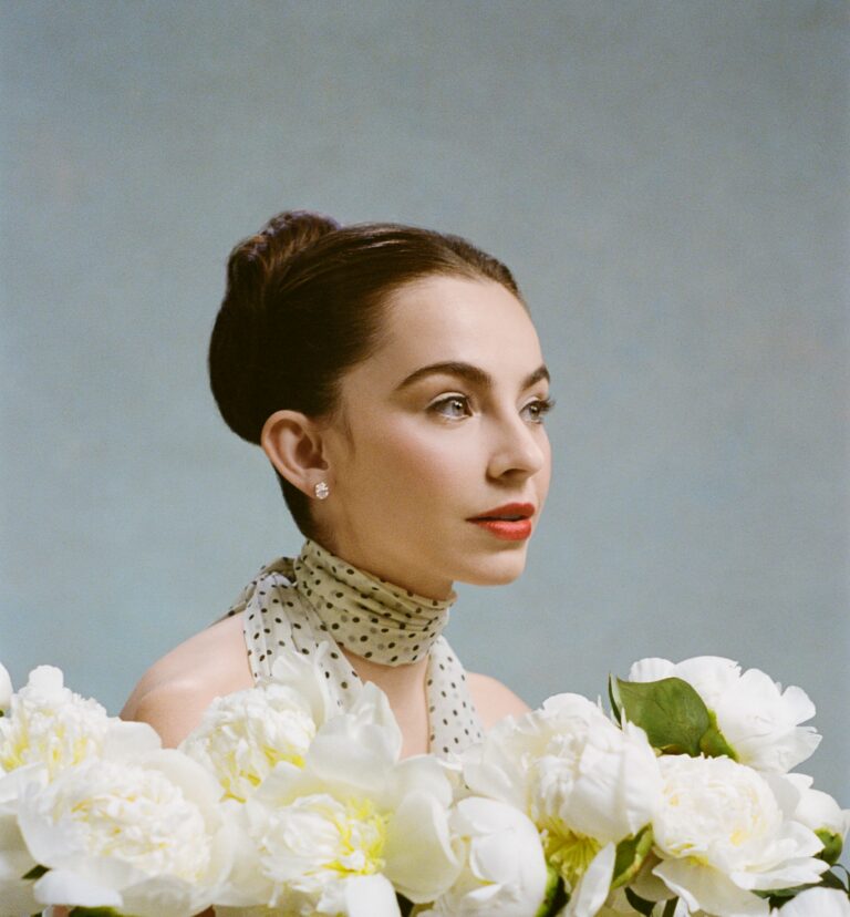 Stella Cole photo Luke Rogers